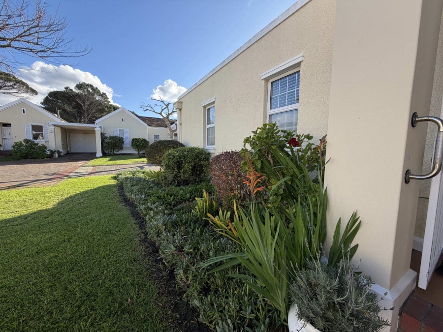 To Let 2 Bedroom Property for Rent in Plumstead Western Cape
